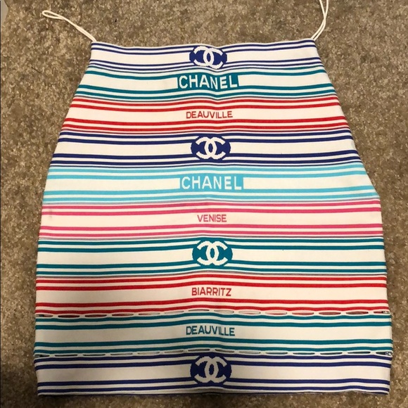 CHANEL Dresses & Skirts - Skirt